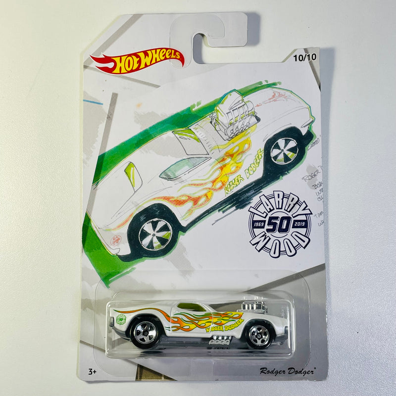 2019 Hot Wheels Larry Wood 50th Anniversary Series Rodger Dodger blanco 5SP