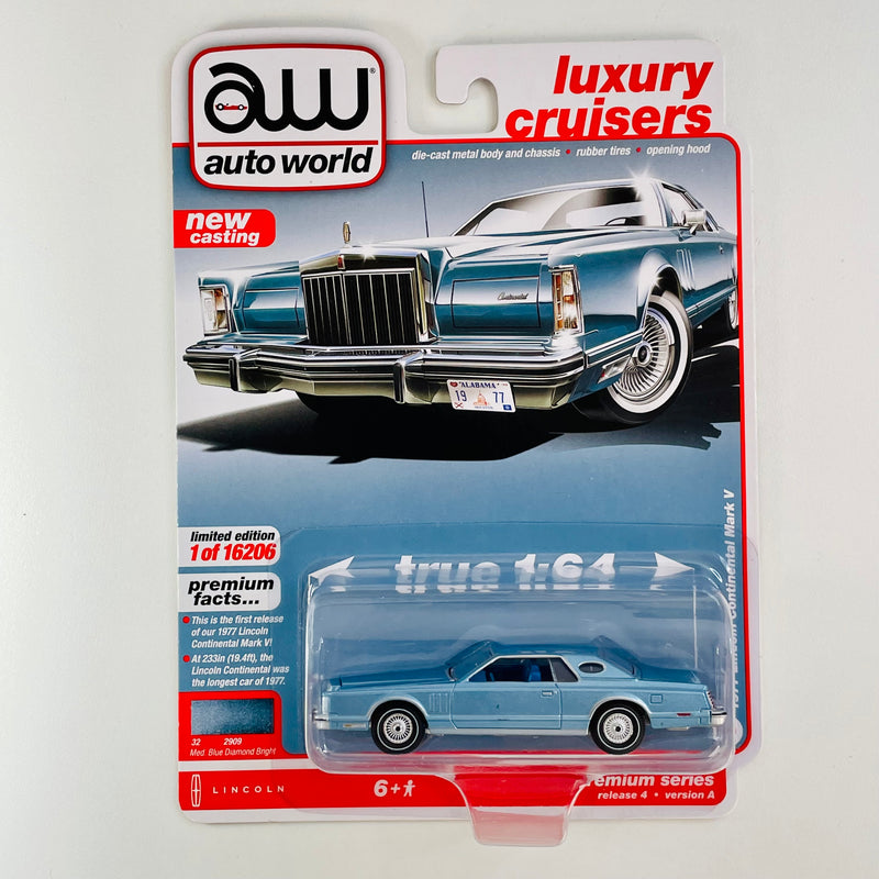 2021 Auto World Luxury Cruisers Limited Edition 1/16,206 1977 Lincoln Continental Mark V celeste metálico Llantas de Goma
