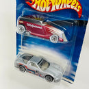 2001 Hot Wheels Walgreens Exclusive 2 Pack Set de 2 - Phaeton, 97 Corvette