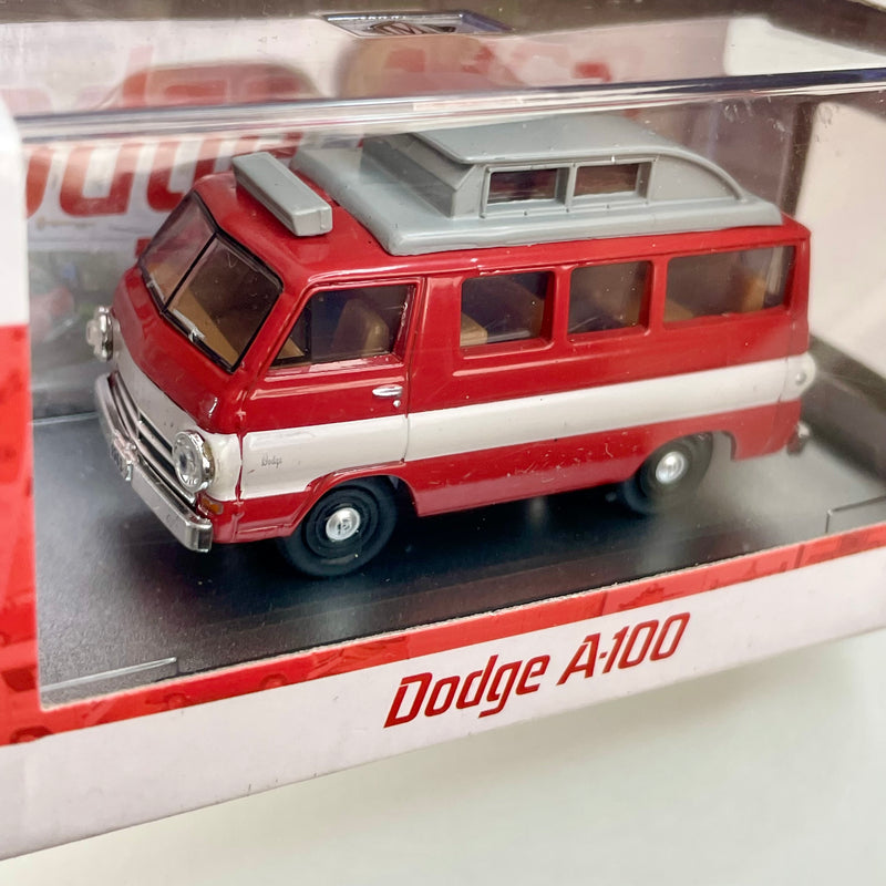 2021 M2 Machines 1965 Dodge A100 Camper Van R56 rojo Llantas de Goma