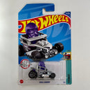 2022 Hot Wheels Tooned Skull Shaker gris con piloto morado 5SP