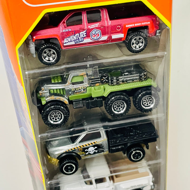 2022 Matchbox MBX Off Road 5 Pack Set de 5 - 2014 Chevy Silverado 1500, Road Mauler, 16 Dodge Ram Utility Flatbed, 57 GMC Stepside Pickup, Jeep Wrangler Superlift