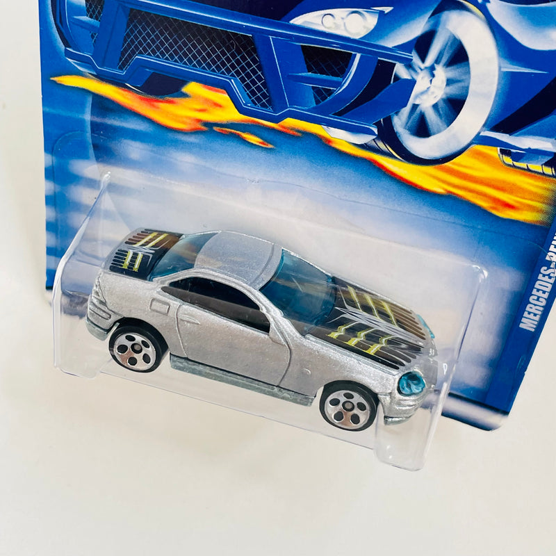 2001 Hot Wheels Mercedes Benz SLK 225 plata metálico 5DOT base ZAMAC