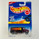 1997 Hot Wheels Heat Fleet Series Peterbilt Tank Truck rojo metálico 7SP