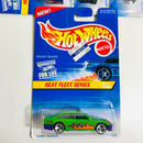 1997 Hot Wheels Heat Fleet Series Colección Set de 4 - Police Cruiser, School Bus, Peterbilt Tank Truck, Ramblin' Wrecker