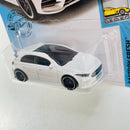2019 Hot Wheels Factory Fresh 19 Mercedes Benz A-Class blanco PR5