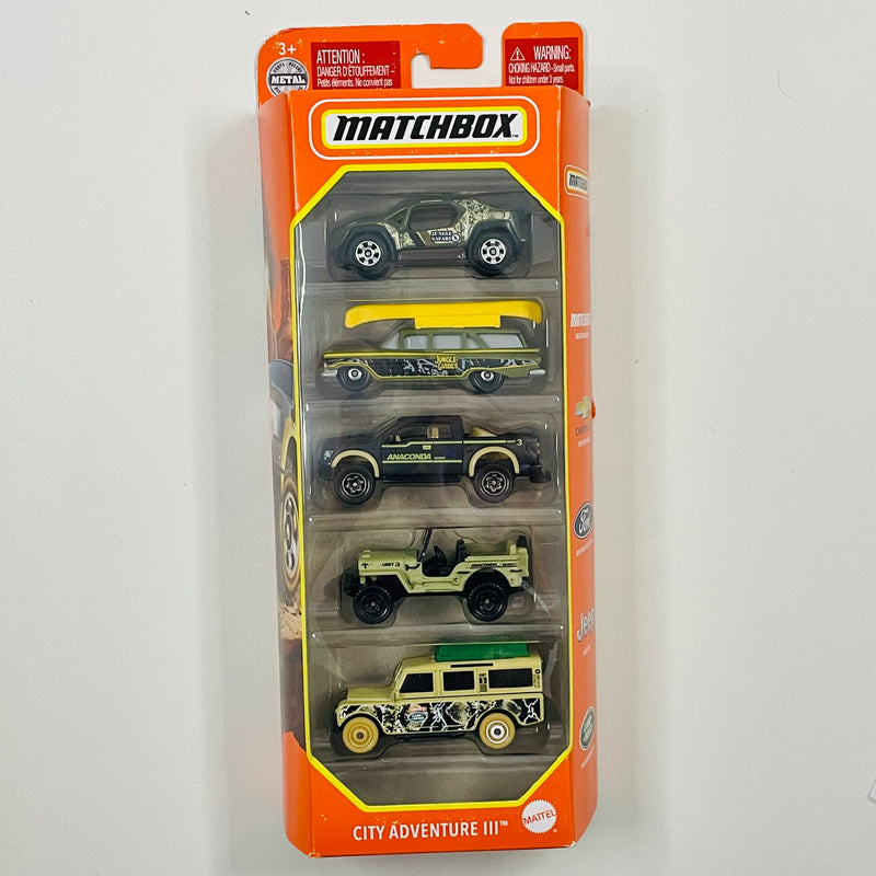 2022 Matchbox City Adventure III 5 Pack Set de 5 - Malibu Marauder, 1959 Chevy Wagon, 2010 Ford F-150 SVT Raptor, Willys Jeep, 1965 Land Rover Gen II