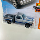 2019 Hot Wheels HW Hot Trucks 1978 Dodge Li'l Red Express Truck plata metálico AD