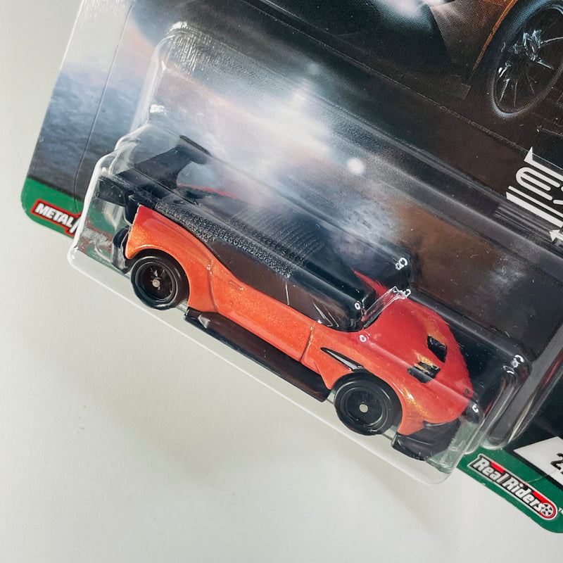 2021 Hot Wheels Car Culture Exotic Envy Aston Martin Vulcan naranja Llantas de Goma RR