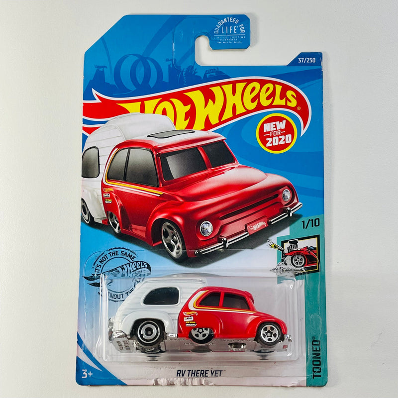 2020 Hot Wheels Tooned RV There Yet rojo con blanco AD