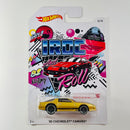 2018 Hot Wheels 50th Anniversary Camaro Iroc And Roll 85 Chevrolet Camaro dorado PR5