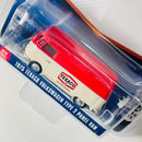 2017 Greenlight Club V-Dub 1975 Texaco Volkswagen Type 2 Panel Van crema con rojo Llantas de Goma