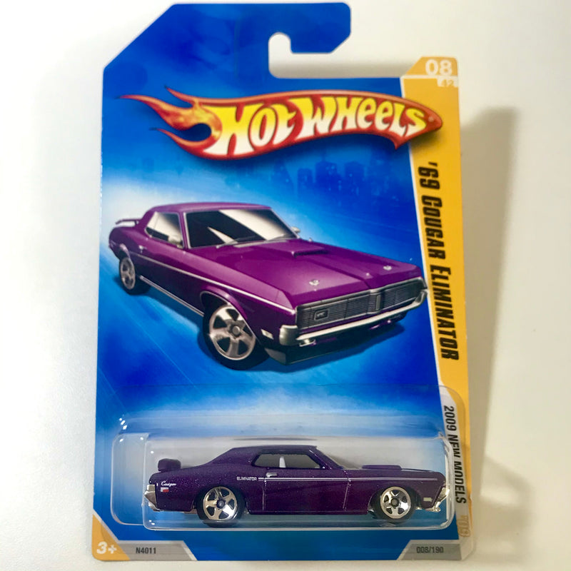 2009 Hot Wheels New Models 69 Mercury Cougar Eliminator morado 5SP