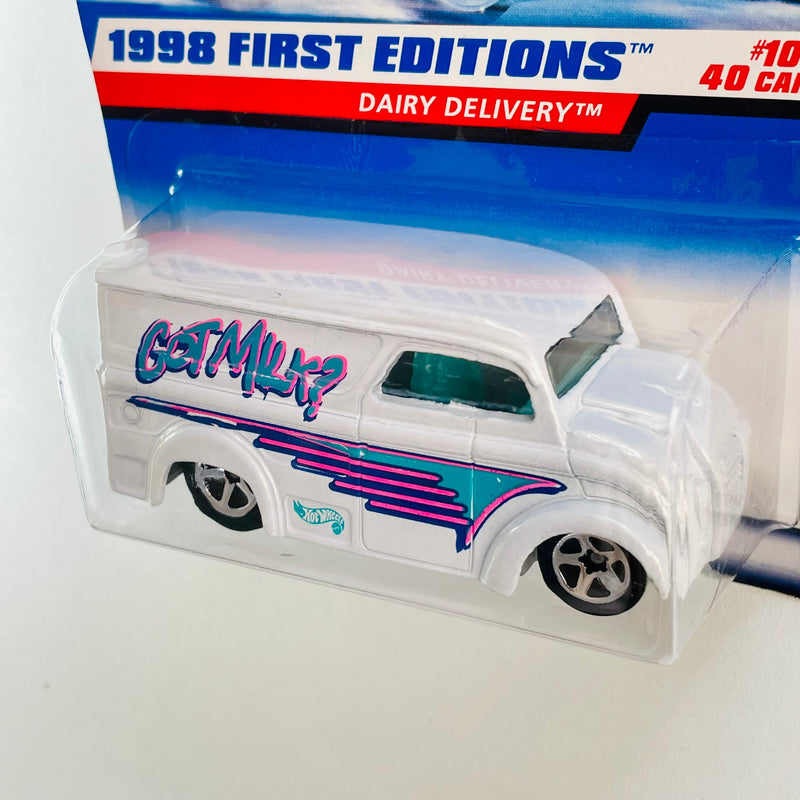 1998 Hot Wheels First Editions Dairy Delivery blanco 5SP base Malasia variante Tarjeta Auto Azul Primera Edición