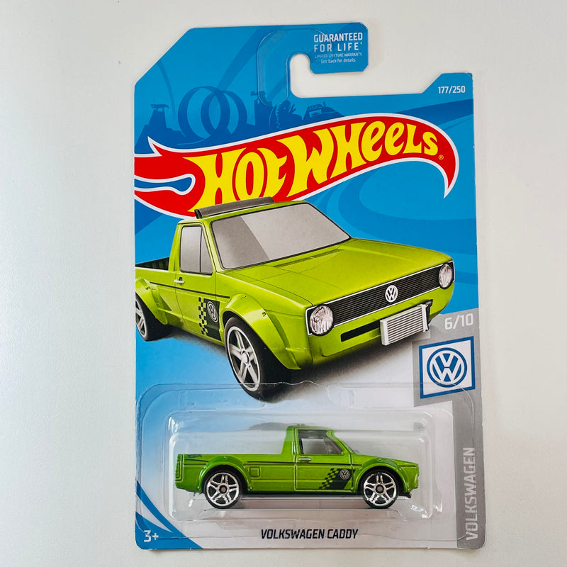 2019 Hot Wheels Volkswagen Caddy verde PR5