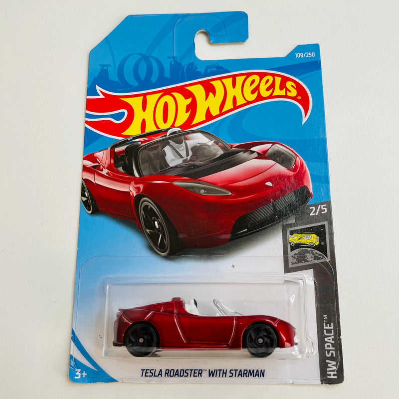 2019 Hot Wheels HW Space Tesla Roadster With Starman rojo RA6