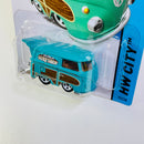 2015 Hot Wheels HW City Volkswagen Kool Kombi turquesa 5SP